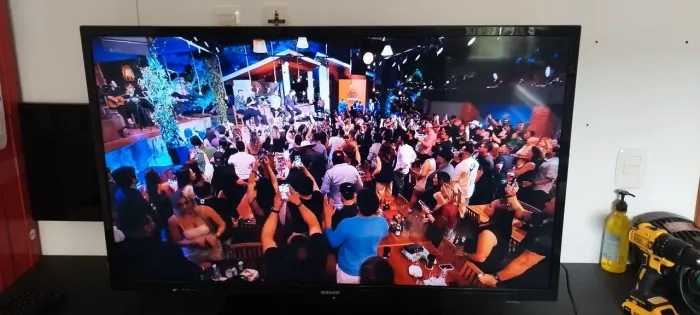 Televisão