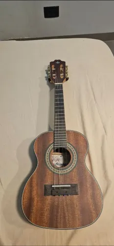 Cavaquinho Strinberg com Capa