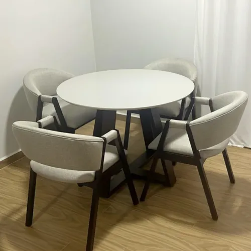 4 Poltronas para Mesa de Jantar | Madeira Maciça | Linhão Off White/Bege