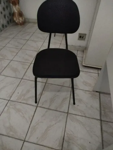 Cadeira escritório estofada 