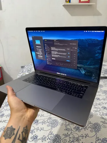 Macbook PRO 2017 Intel i7, 15 polegadas