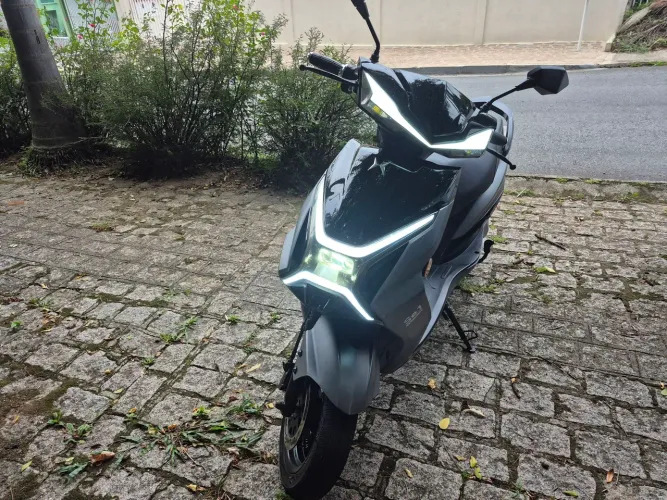 Scooter Elétrica Shineray SE-1