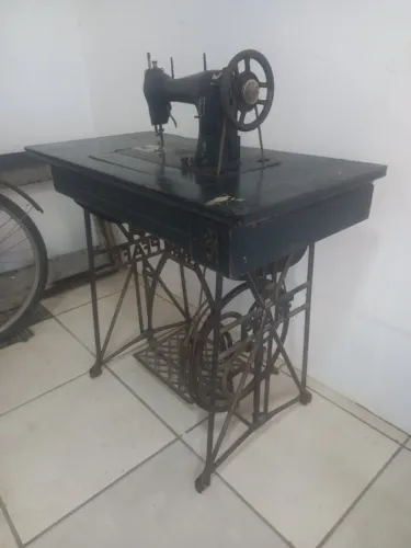 Maquina de Costura Pfaff relíquia