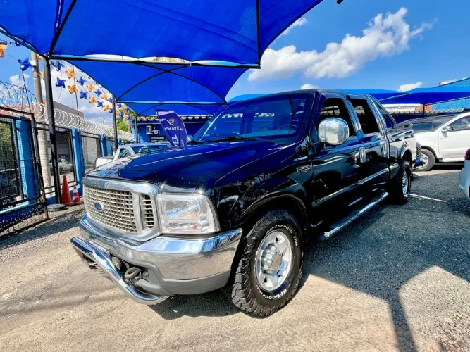 Ford F-250 XLT 4.2 180cv CD TB Diesel 2004