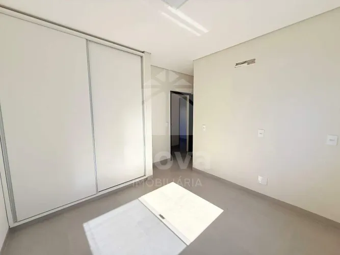 Sobrado com 2 quartos para locação