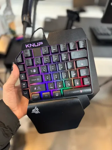 Teclado de Uma Mão Gamer 