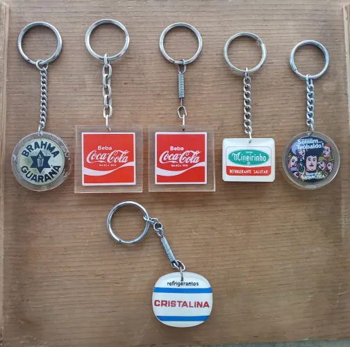 Lote 6 antigos chaveiros de refrigerantes - Coca-Cola - Mineirinho - Brahma - Antarctica