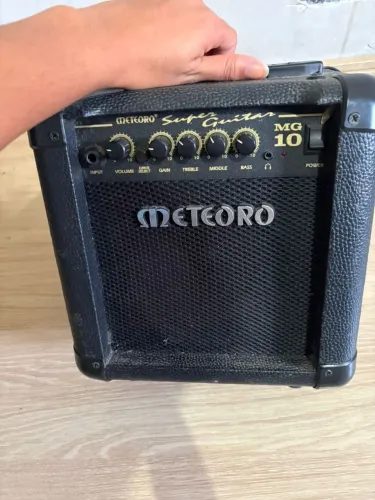 Amplificador meteoro super guitar mg 10