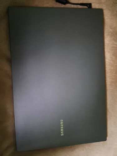 Notebook Samsung 11th Gen Intel Core i7 1165G7x8