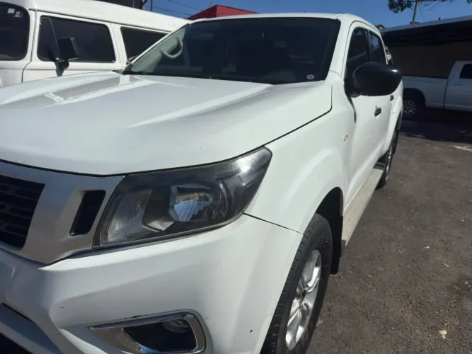 Nissan Frontier S CD 4X4 2.3 TB Diesel Mec. 2019