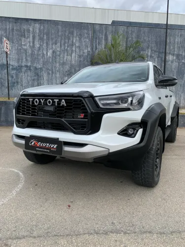 Toyota Hilux CD Gr-s 4X4 2.8 TDI Dies. Aut. 2024