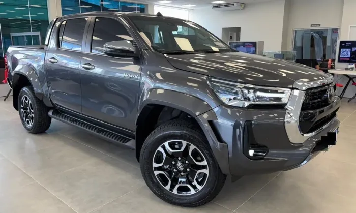 Toyota Hilux CD SRX Plus 4X4 2.8 TDI Die. Aut. 2026