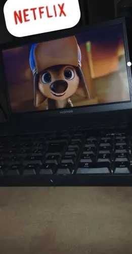 Notebook positivo  perfeito estado vendendo pq comprei a TV já usava quando não tinha!!