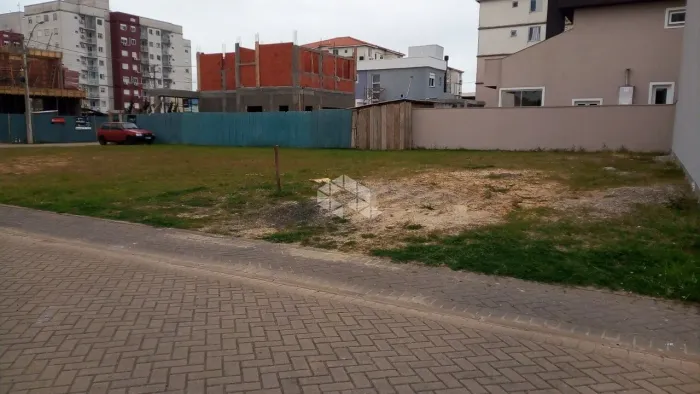 Terreno em condomínio de Alto padrão no bairro Fatima em Canoas.