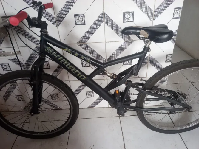Bike Shimano XTR com dois(2) amortecedor é com marcha