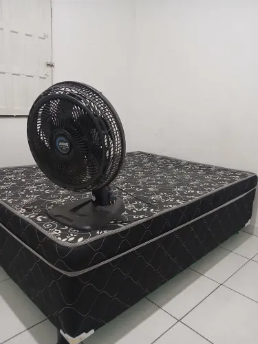 Ótima oportunidade ventilador e cama