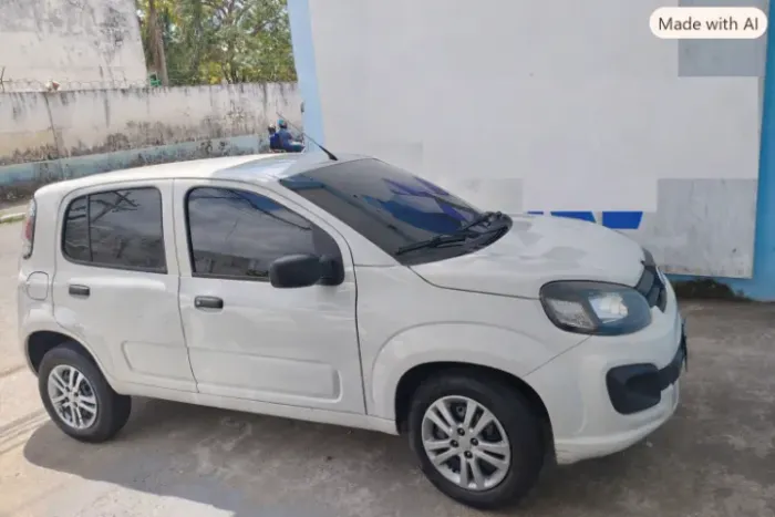 Fiat Uno Attractive 1.0 EVO Fire Flex 8V 5P 2021