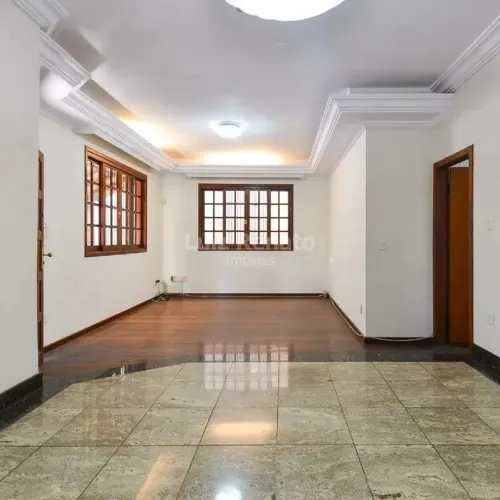 Casa à venda no bairro Fernão Dias