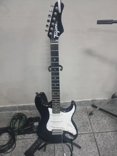 Vendo guitarra ou troco por contrabaixo