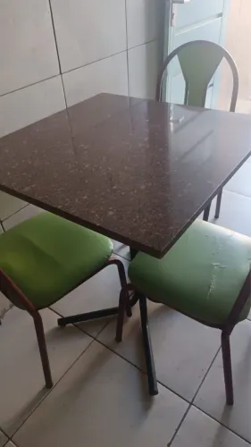 VENDO MESA DE COZINHA 