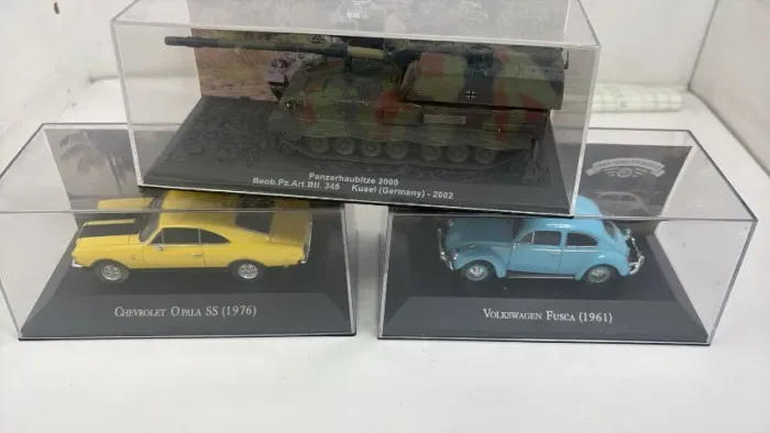 3 miniatura colecionáveis opala fusca tanque