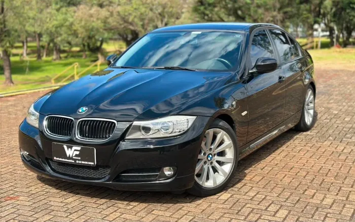 BMW 320I A 2010