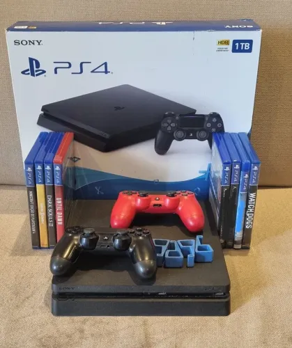PS4 Slim de 1Tb completo com jogos e caixa, ótimo estado