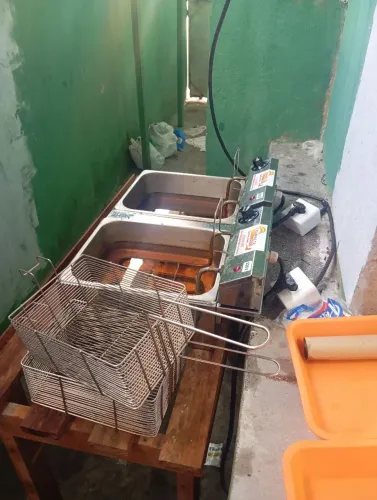 Fritadeira 2 cubas 220wats