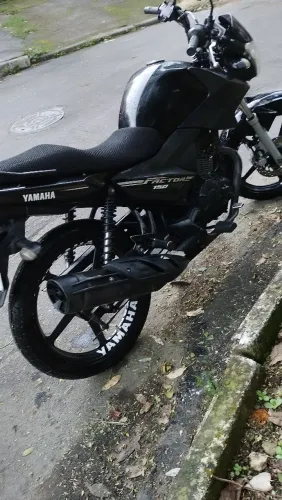 Vendo uma factor 150 2021 12.900 em dia