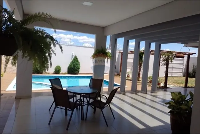 Casa dos Sonhos: Ótima Oferta em Barra do Garças!