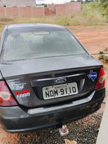 Ford Fiesta Sed. Personnalite 1.0 8V 4P 2006