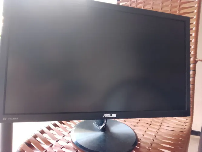 Monitor Samsung VP247Q 24" - 75 Hz (Usado)