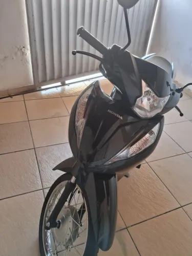 DISPONÍVEL PARA VENDA BIZ 125 ES ANO 2025 .