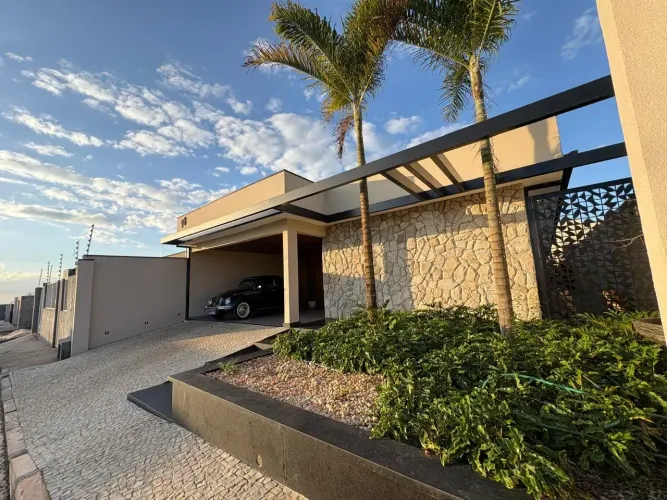 Casa na Ponte Alta aceita troca por Park Way ou Jardim Botânico