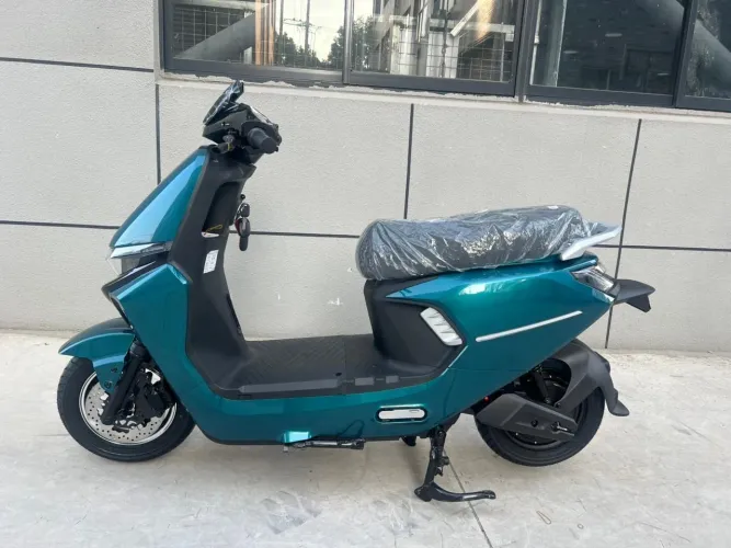 Moto eletrica scooter panda modelo A4 1000w