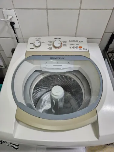 Máquina de lavar roupas Brastemp 11Kg Com Vídeo de Funcionamento
