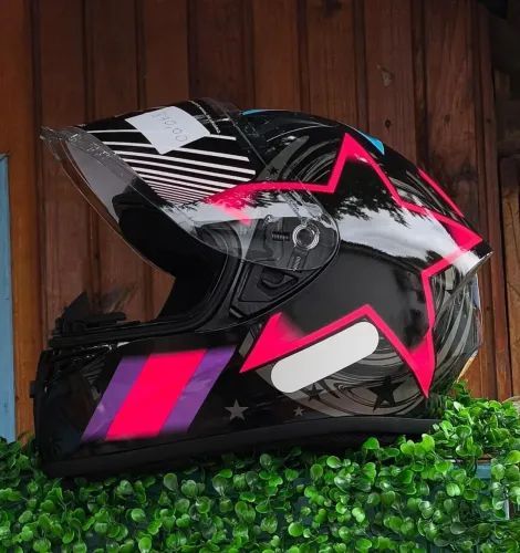 Capacete NOVO tamanho 56 top de linha feminino 