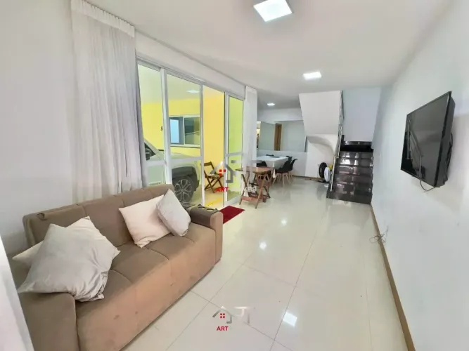 Casa Condomínio fechado com 3 quartos em Praia da Costa - Vila Velha - ES
