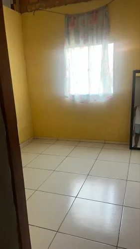 Vende-se uma casa na Ilha de Cotijuba