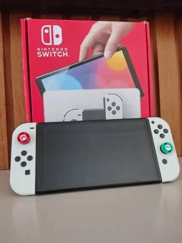 Nintendo Switch OLED Desbloqueado 