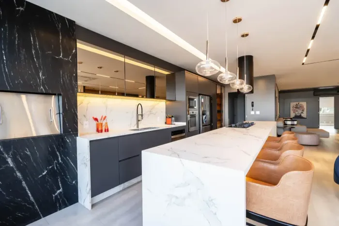 Apartamento mobiliado no bairro Atiradores em Joinville/SC.