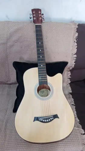 280 Violão quase Novo