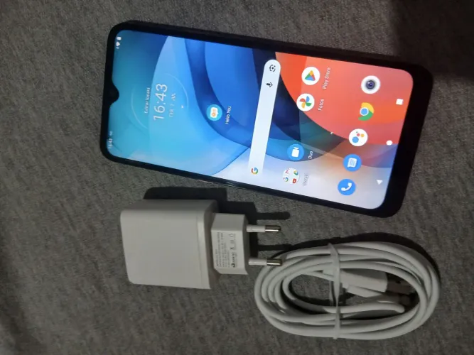 Moto E7