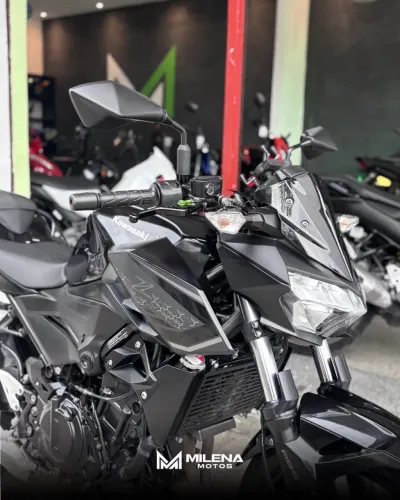 Kawasaki Z400 2021