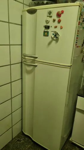 Vendo Geladeira usada
