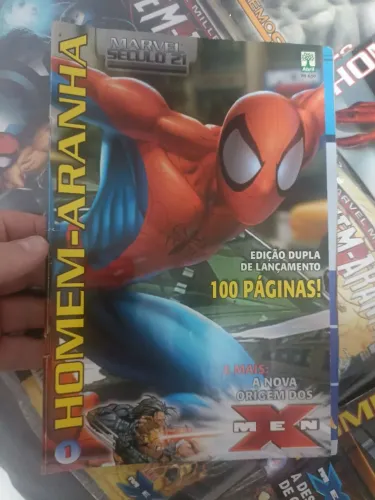 Homem-Aranha e X-Men. Coleção Marvel Millennium, com 89 edições.