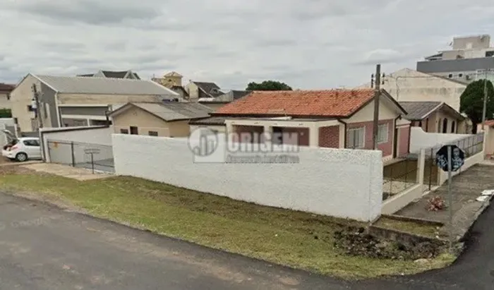 Terreno ZR-3 de esquina.