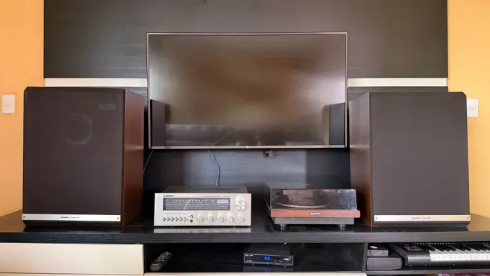 Sistema Gradiente de 1978: Receiver 1200 + Toca-Discos Garrard + Caixas Master 99