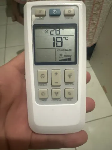 Controle central de ar semi novo eletrolux 