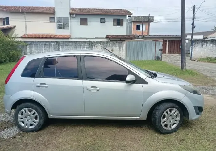 Ford Fiesta 1.6 16V Flex Mec. 5P 2013